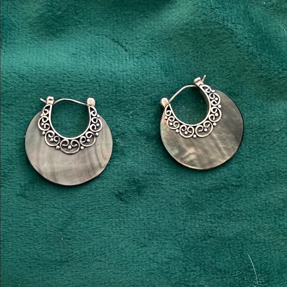 Mother of pearl 925 Silver Hoop Earrings - Picture 2 of 5
